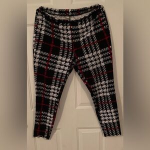 ♠️♥️♠️♥️♠️Plaid Leggings in Black, White, and Red